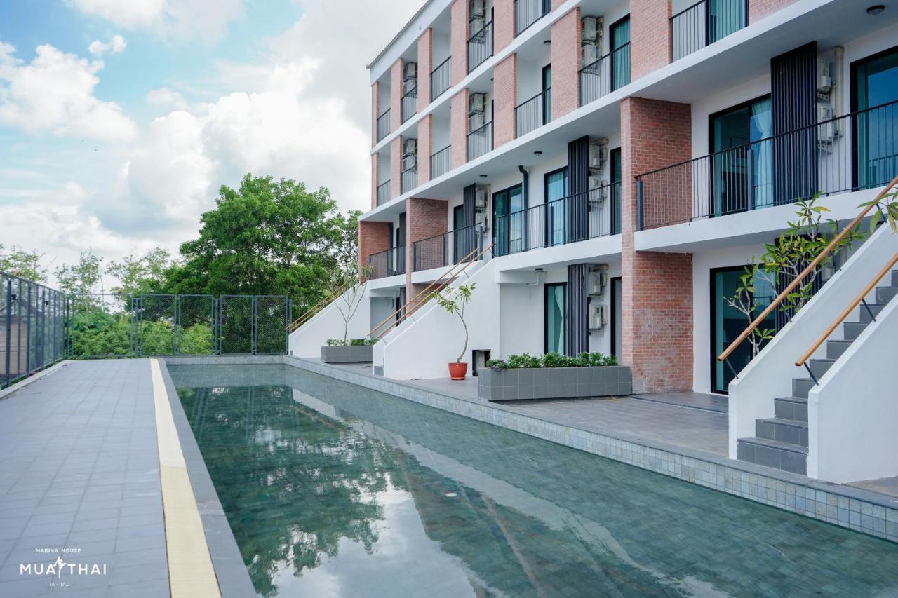 Marina House Muaythai Ta-Iad Phuket Chalong Exteriör bild