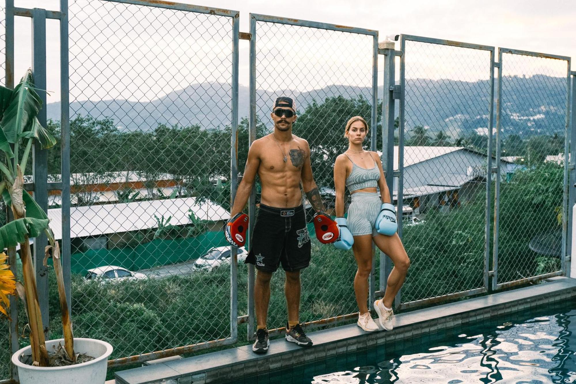 Marina House Muaythai Ta-Iad Phuket Chalong Exteriör bild